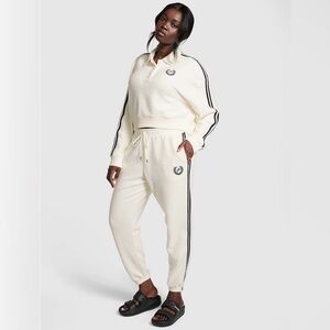 PINK Victoria’s Secret XL Reverse Fleece High-Waist Gym Pants Creamer- NWT